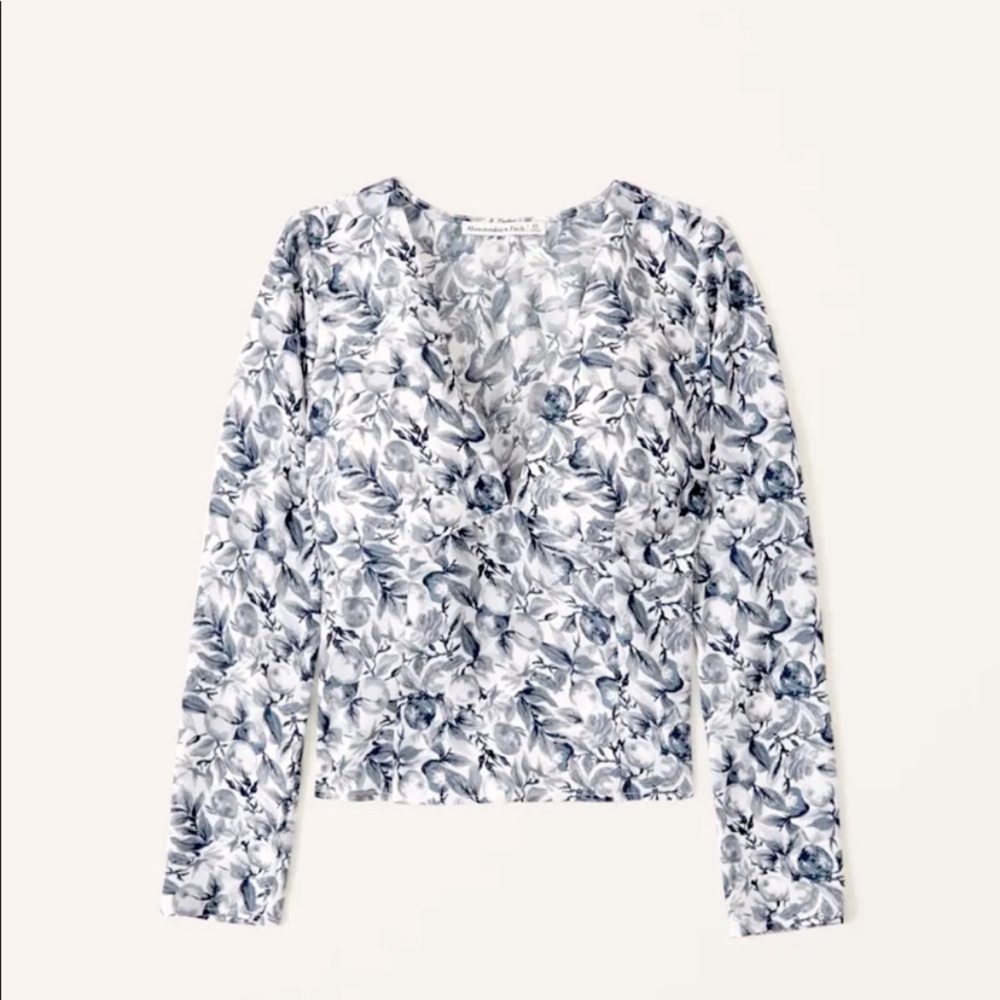 Abercrombie Top| Size Large